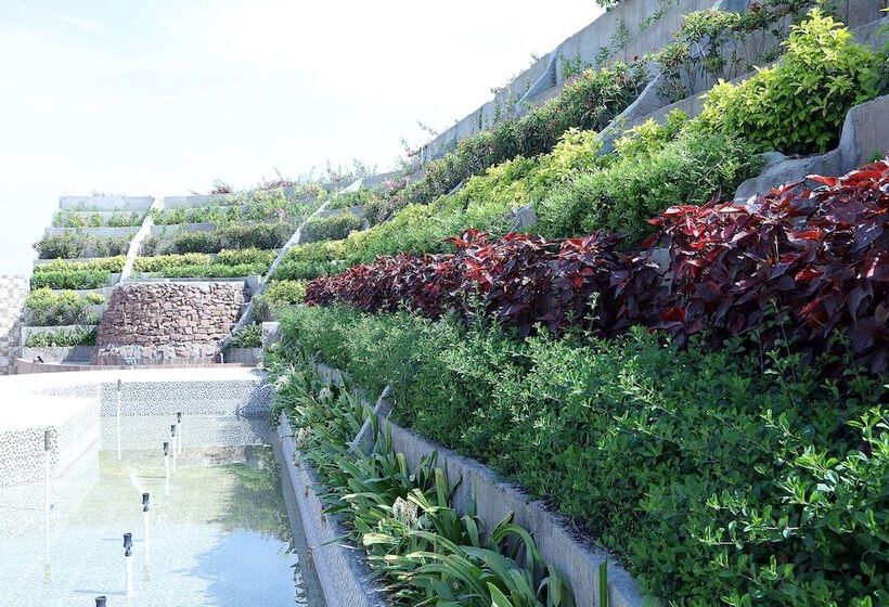 Khajoora Resort By Shrigo Hotels