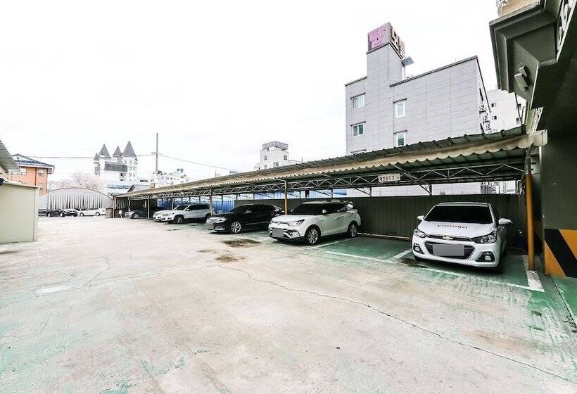 Motel Gongju Buckingham