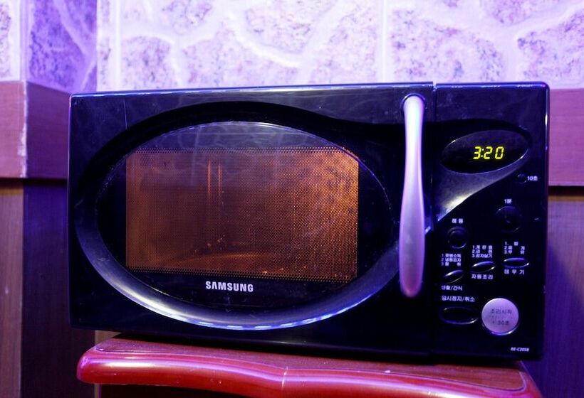 Motel Gongju Buckingham