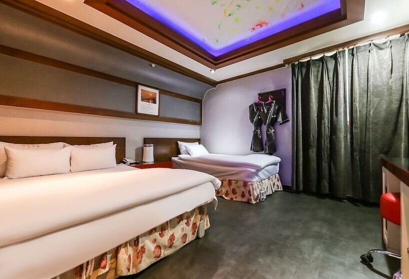 Motel Gongju Buckingham