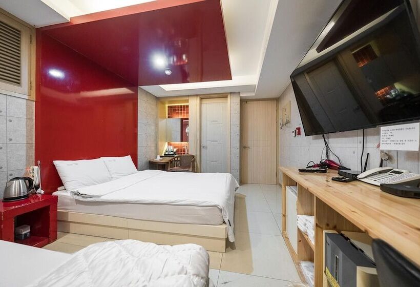 Motel Yongin Chameleon