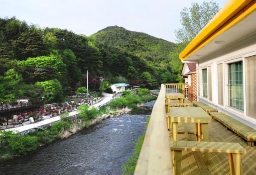 Muju Sannaedl Pension