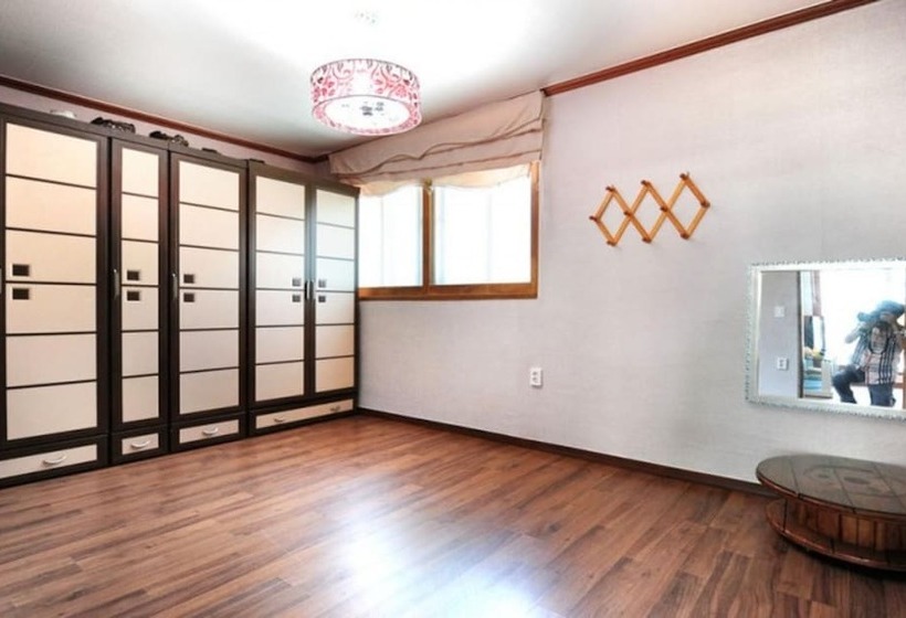 Muju Sannaedl Pension