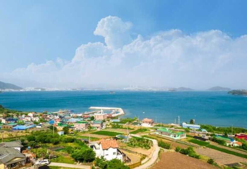 Namhae Areum Pension