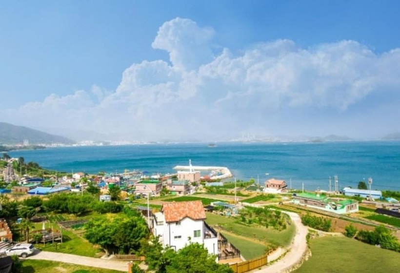 Namhae Areum Pension