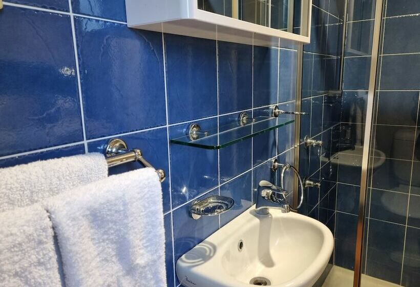 Пансион Blue Wren Lodge Waratah