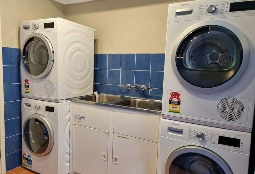 Пансион Blue Wren Lodge Waratah