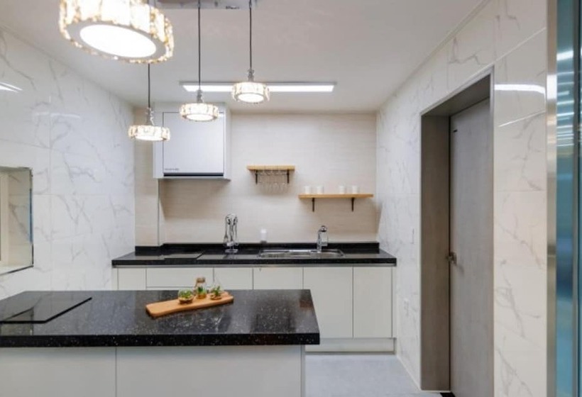 Pensione Wonju Zelkova 480 Pool Villa