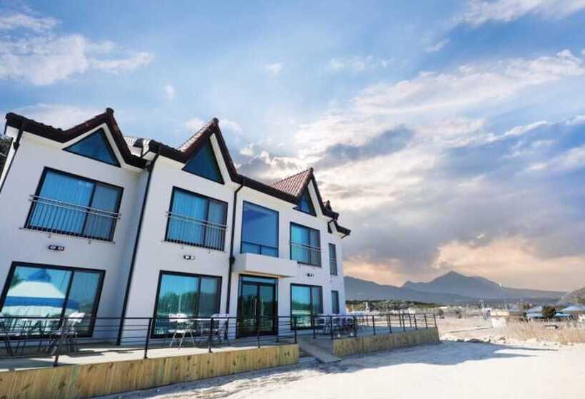 Samcheok Santiago Pension