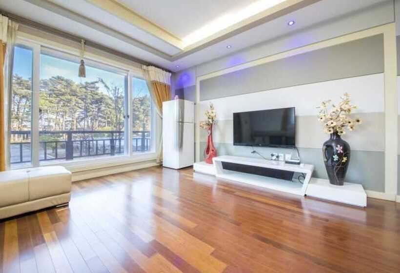 Sokcho Bonita Pension