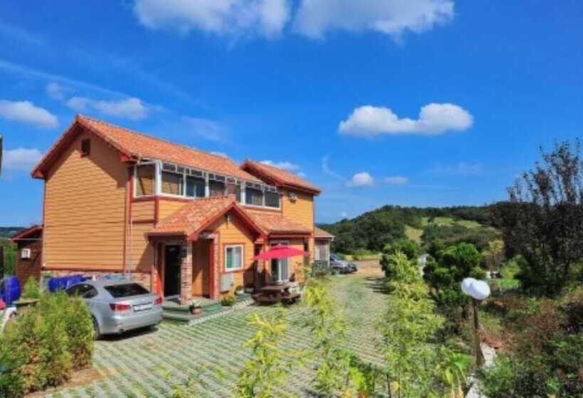 Yongin Pine House Pension