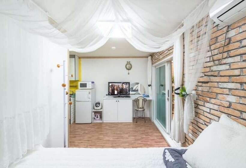 Yongin Pine House Pension