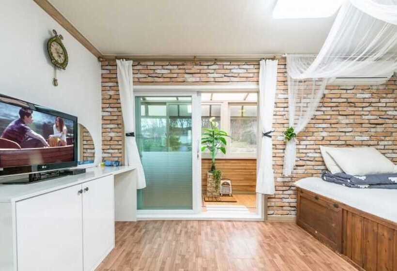 Yongin Pine House Pension