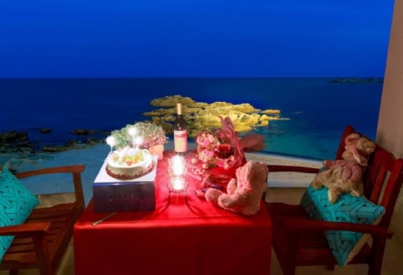 Castles Pebble Beach Pension