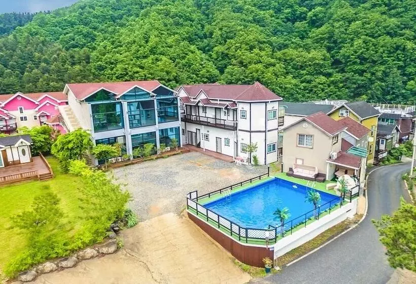 Gapyeong Shiny Pension