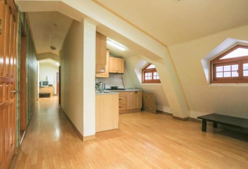 Geojedo Haeseong Beach Pension