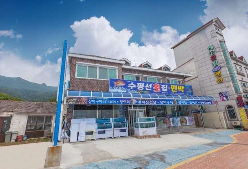 Geojedo Haeseong Beach Pension