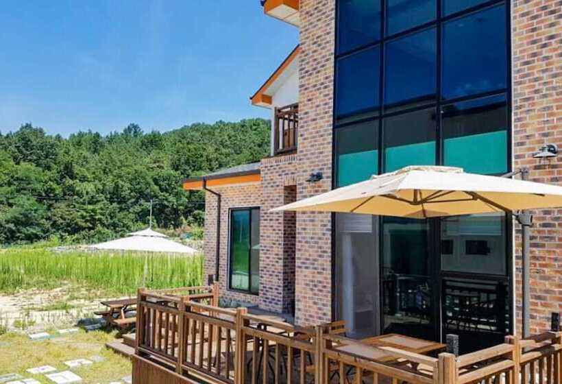 Gimcheon Hanawagachi Pension