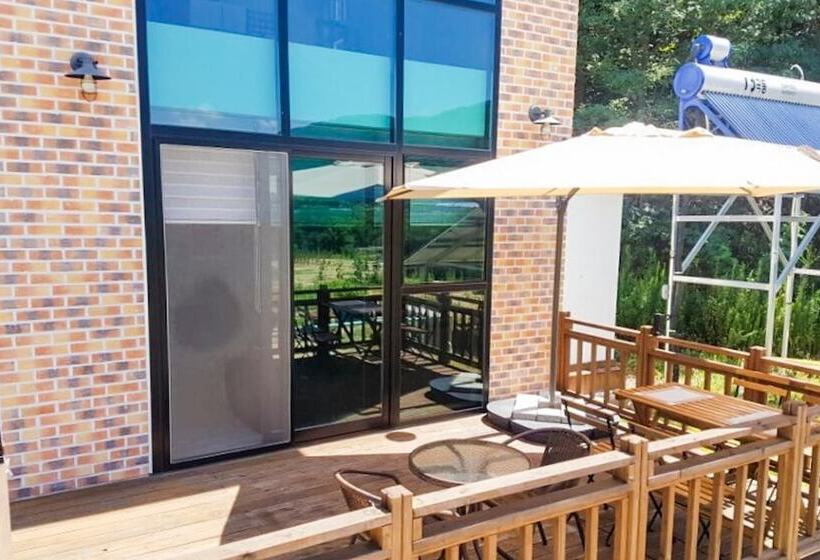 Gimcheon Hanawagachi Pension