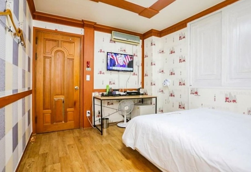 Gimcheon Hanawagachi Pension