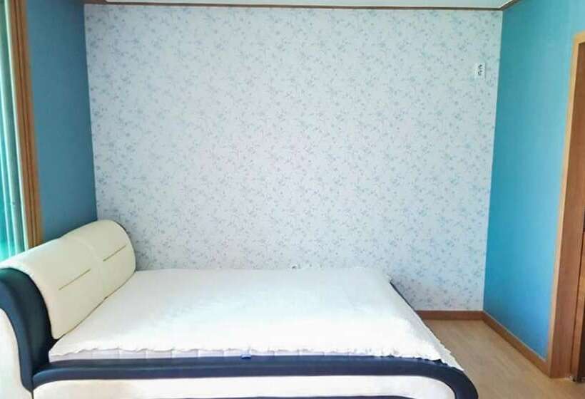 Gimcheon Hanawagachi Pension