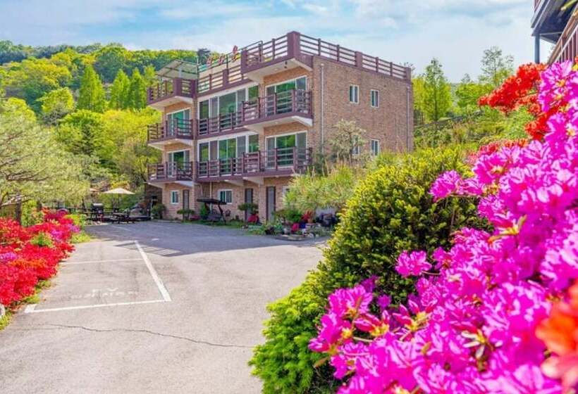 Gwangju Brownvill Pension