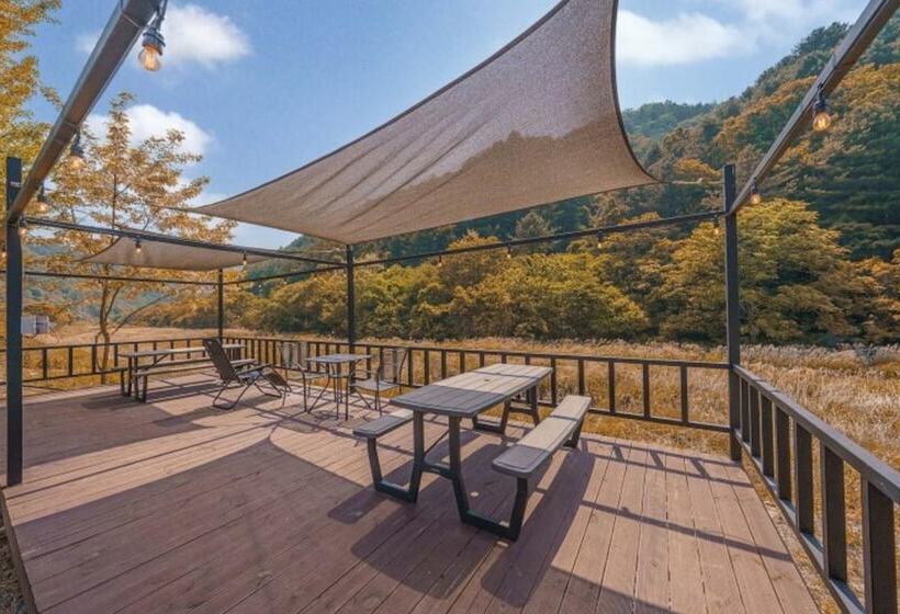 Hongcheon Deopyeonhan Pension