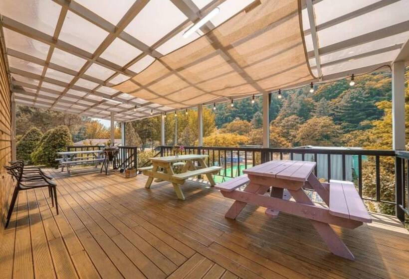 Hongcheon Deopyeonhan Pension