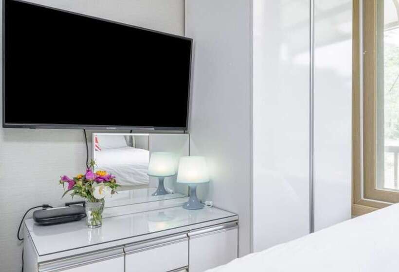 Hongcheon Deopyeonhan Pension