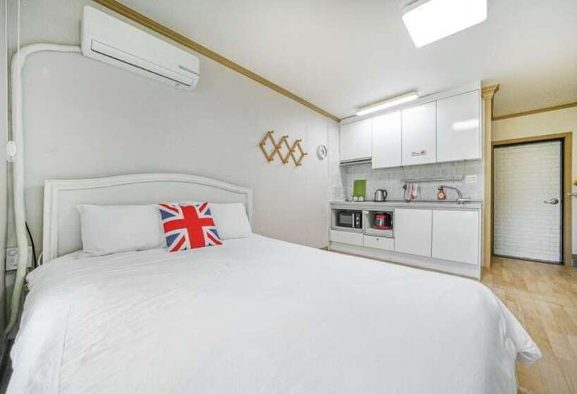 Hongcheon Deopyeonhan Pension