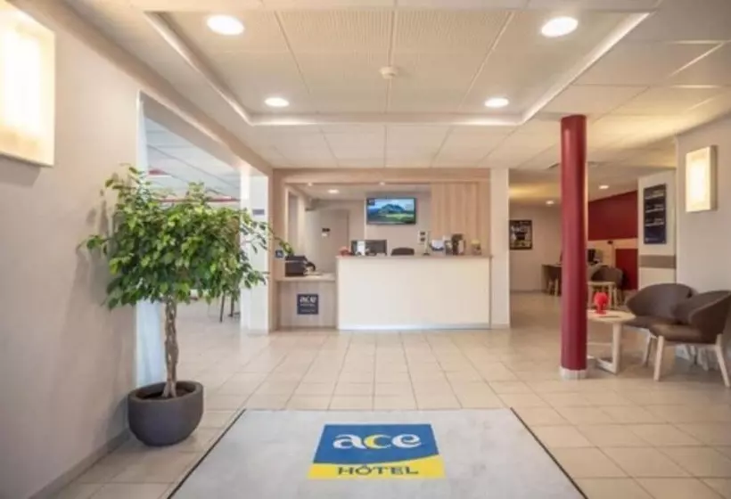 Hotelli Ace Hôtel Rouen Parc Des Expositions