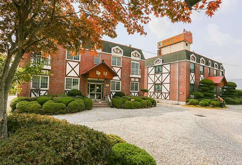 Gurye Jirisan Sansarang Pension