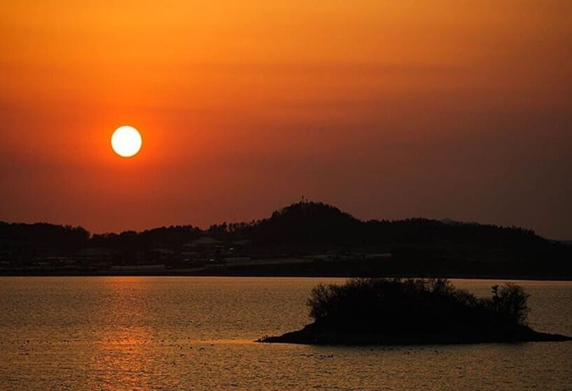 Muan Punggyeong Pension