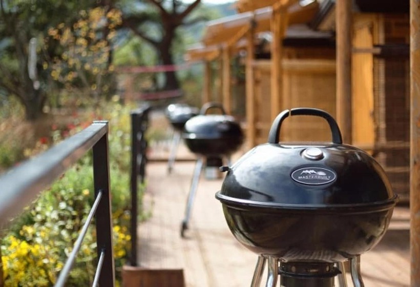 Muju Heukjip Jeongwon Pension