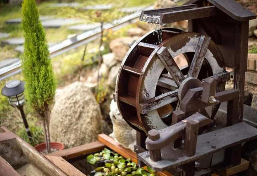 Muju Heukjip Jeongwon Pension