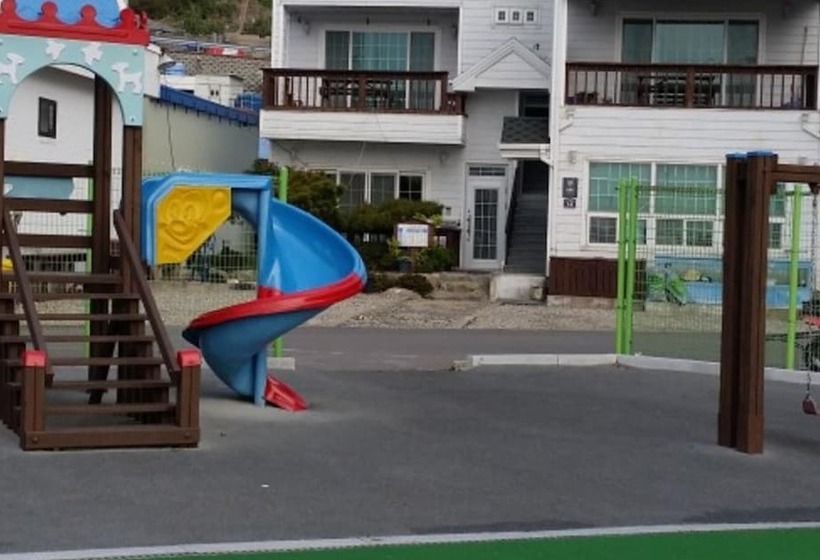 Namhae Blue Bird Pension