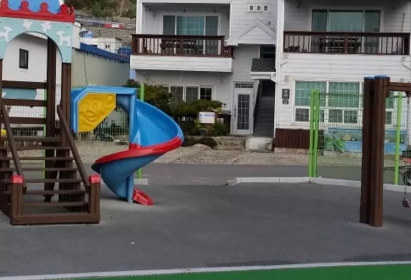 Namhae Blue Bird Pension