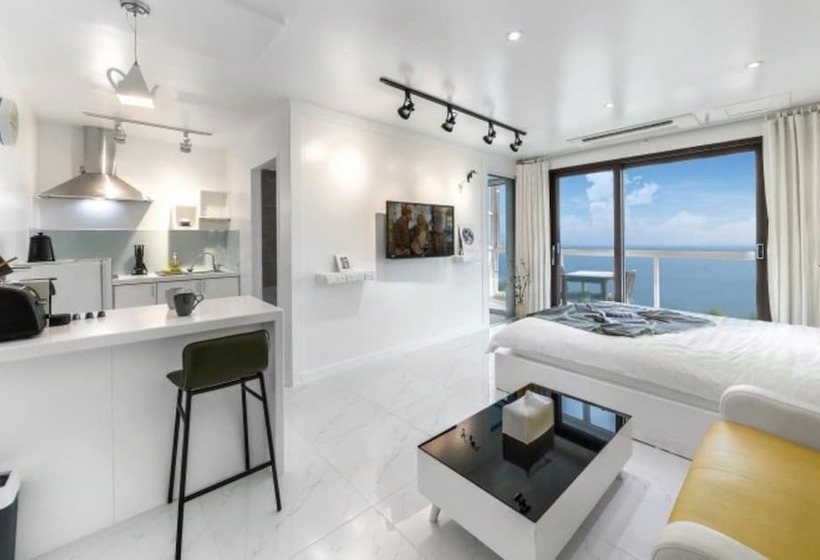 Namhae Brillant Spa Pension