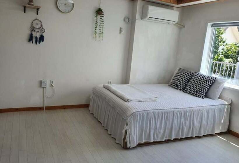 Namhae Cloud Berry Pension