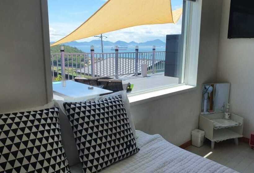 Namhae Cloud Berry Pension