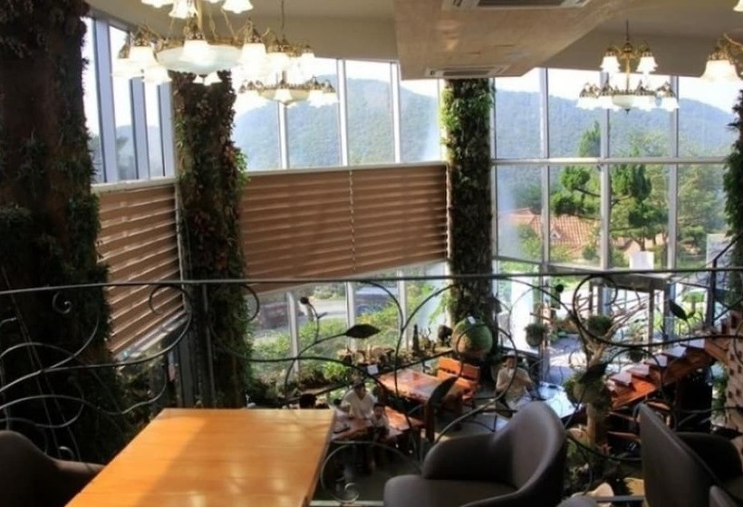 Namhae Seokbujak Jeongwon Pension