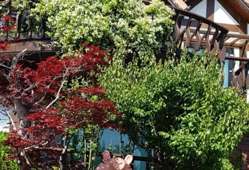 Namhae Seokbujak Jeongwon Pension