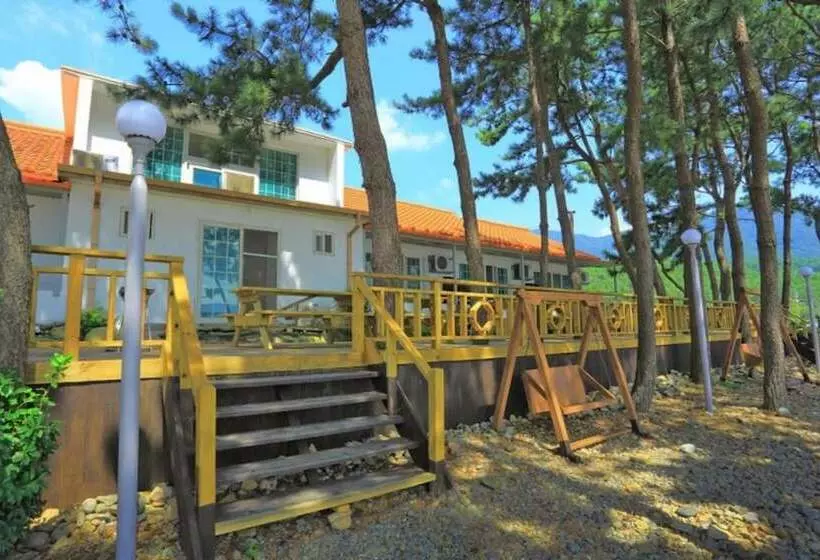 Namhae Wolpo Pension