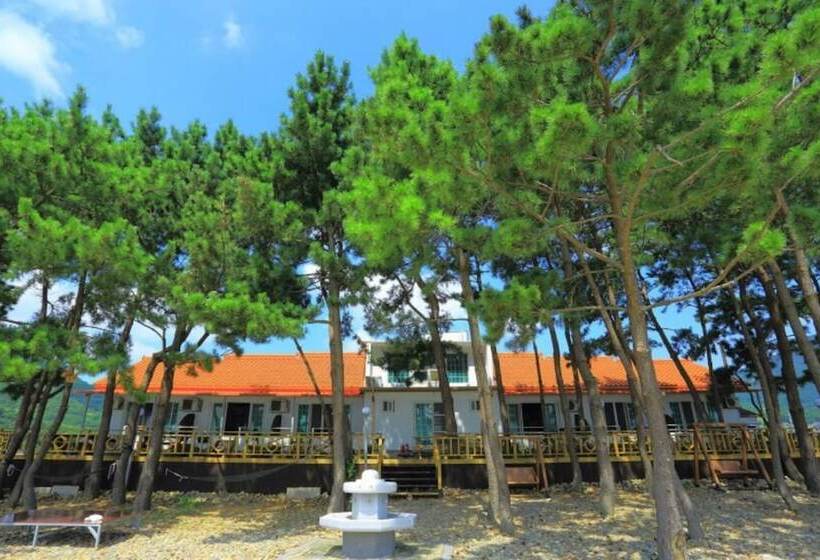 Namhae Wolpo Pension