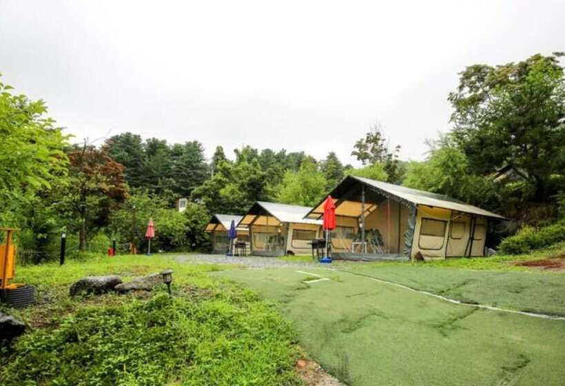 פנסיון Gapyeong Captain Caravan And Glamping