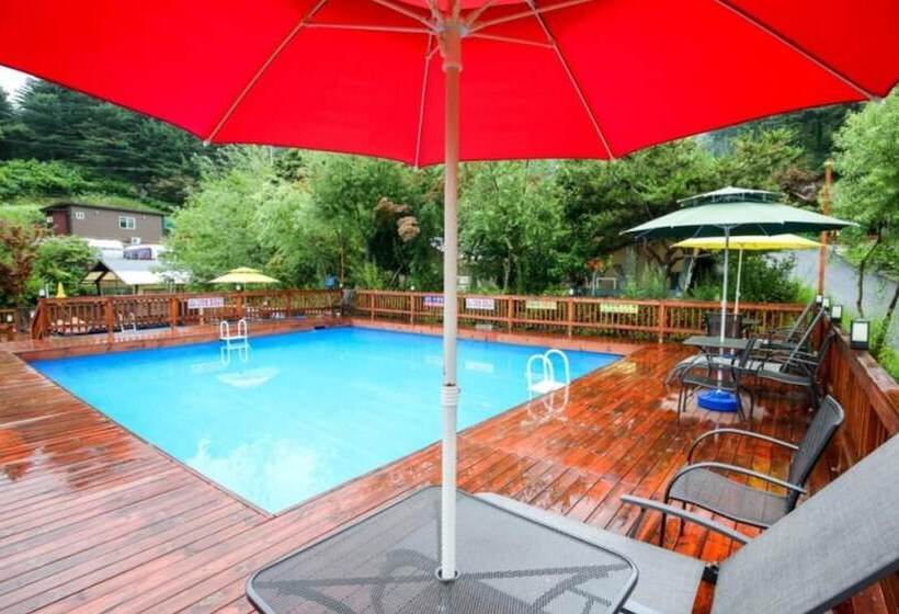 פנסיון Gapyeong Captain Caravan And Glamping