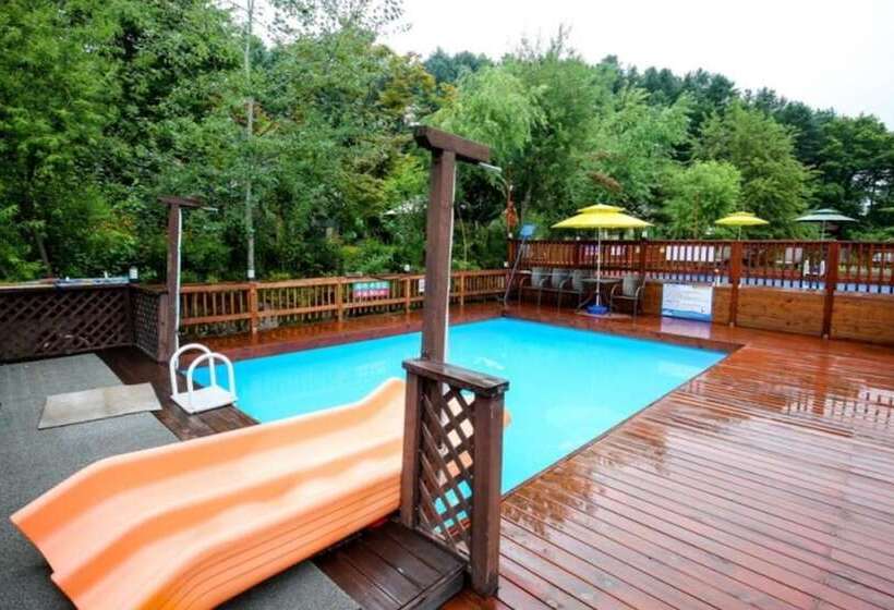 פנסיון Gapyeong Captain Caravan And Glamping