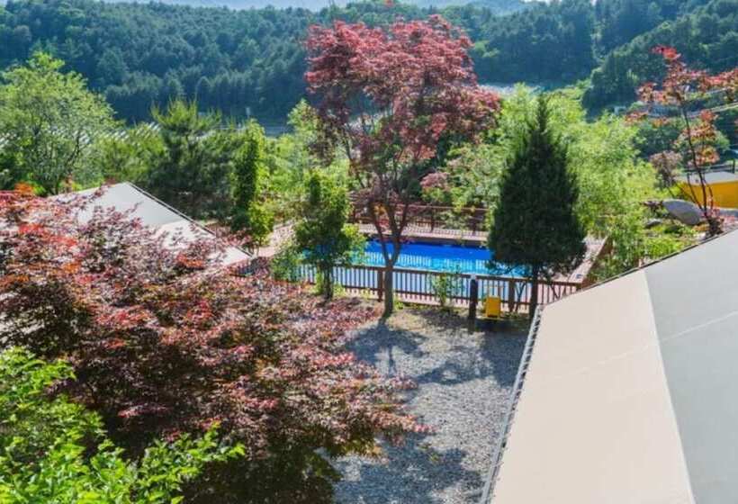 פנסיון Gapyeong Captain Caravan And Glamping