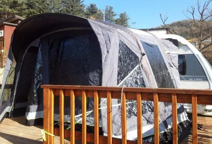 פנסיון Gapyeong Captain Caravan And Glamping