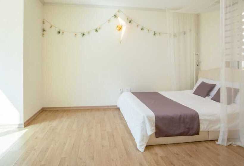 Pensionat Gapyeong High Palace Pool Villa